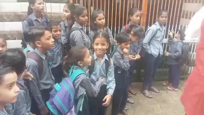 Jind News : अभिभावकों ने सरकारी स्कूल पर जड़ा ताला
