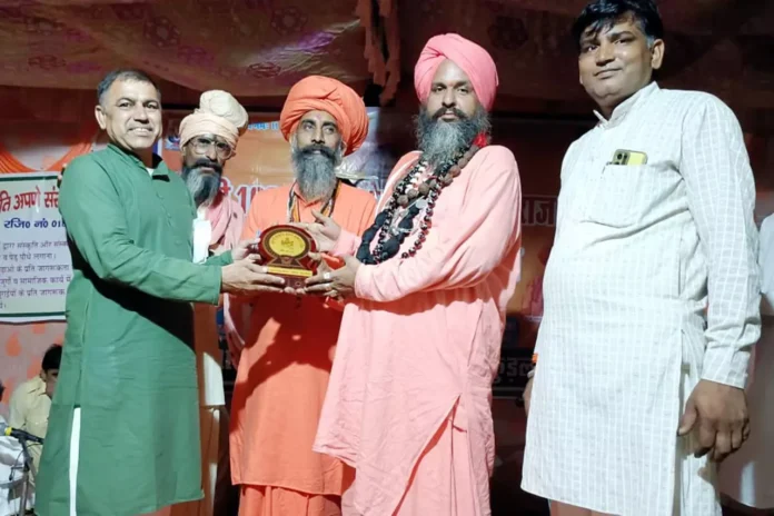 Bhiwani News : सनातन धर्म में संस्कृति और संस्कारों का आधार वैज्ञानिक है : महंत भीमगिरी