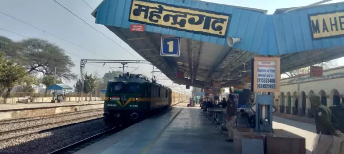Mahendragarh News : जोधपुर से गोरखपुर के लिए स्पेशल ट्रेन का संचालन दुबारा शुरू