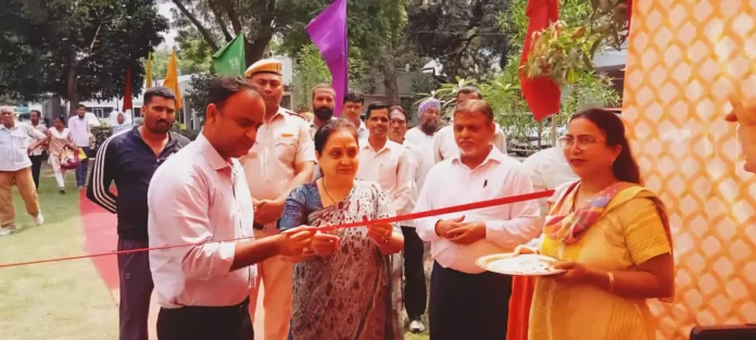 Faridabad News : फरीदाबाद नगर निगम द्वारा आयोजित लोक कल्याण मेले का शुभारंभ