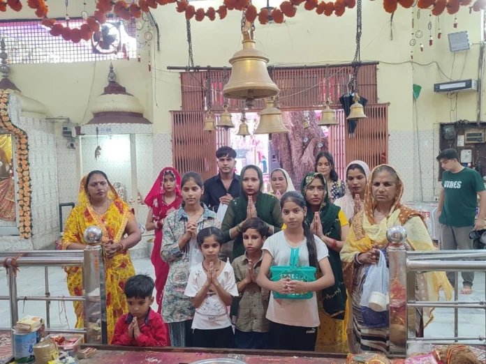 Jind News : शारदीय नवरात्र के पहले दिन मां दुर्गा के दर्शनों को उमड़ी भीड़