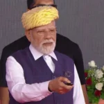 PM Modi ने गुजरात में 34,200 करोड़ रुपए से अधिक के प्रोजेक्ट्स का उद्घाटन व शिलान्यास किया