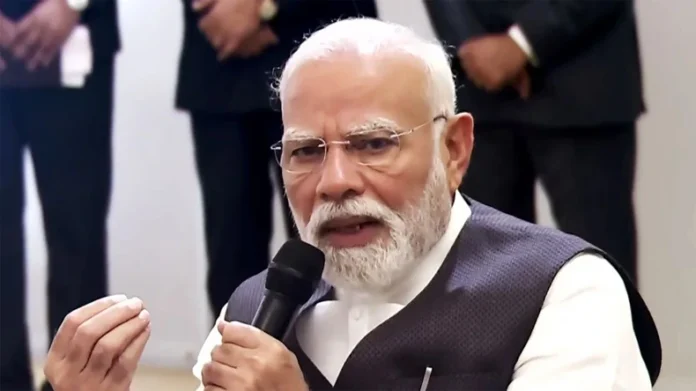PM Modi News: प्रधानमंत्री आज गुजरात दौरे पर, सबसे बड़े क्रूज टर्मिनल का करेंगे उद्घाटन