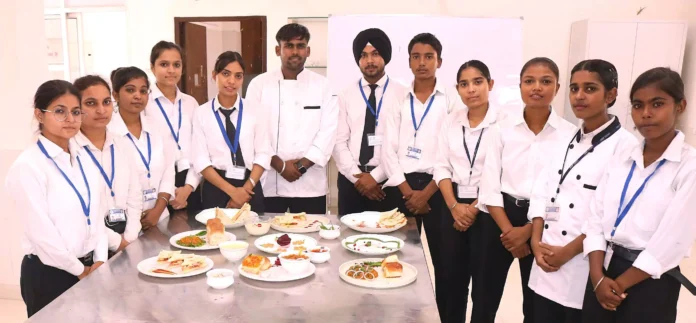 Jind News : सीआरएसयू में होटल और पर्यटन प्रबंधन विभाग में छात्रों ने सीखी पाक कला