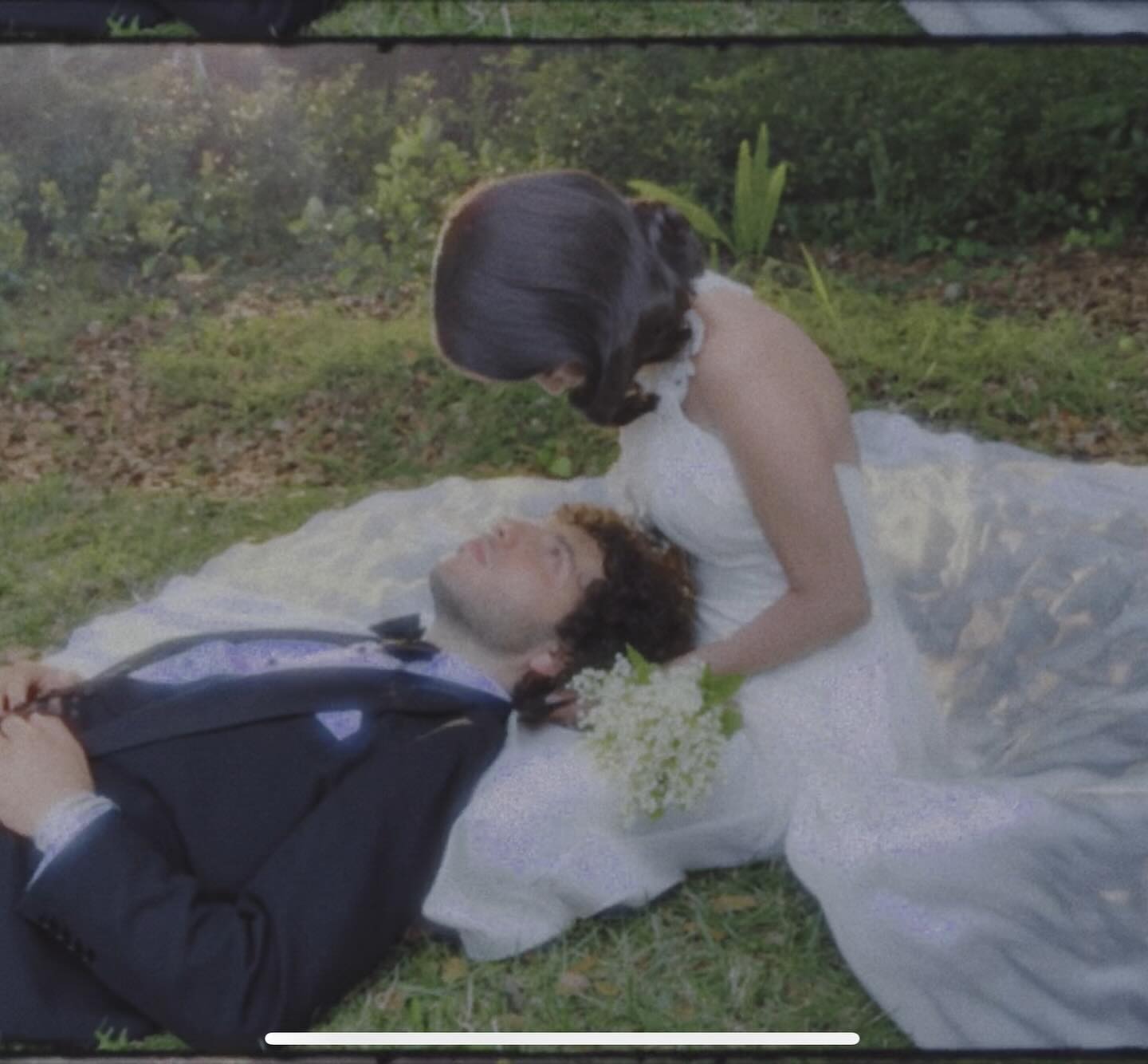Selena Gomez Wedding: सेलेना गोमेज बनीं मिस से मिसेज! बेनी ब्लैंको संग रचाई धूमधाम वाली शादी, फोटोज ने मचाया तहलका