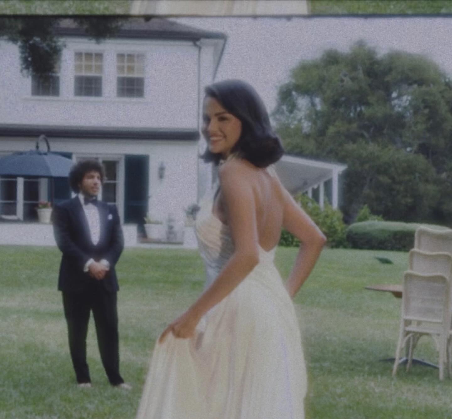 Selena Gomez Wedding: सेलेना गोमेज बनीं मिस से मिसेज! बेनी ब्लैंको संग रचाई धूमधाम वाली शादी, फोटोज ने मचाया तहलका