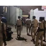 Bihar Crime News : छापा मारने गई टीम पर शराब माफिया ने किया हमला