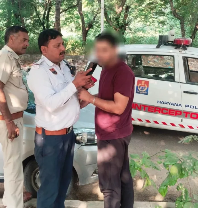 1018 drivers were challaned for violating traffic rules.