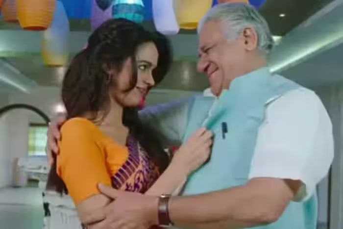 Actors Bold Scene With Younger Actresses: इन एक्टर्स ने पार की उम्र की सारी हदें! 46 साल छोटी हसीना संग दिए बोल्ड सीन, मचा था जबरदस्त बवाल