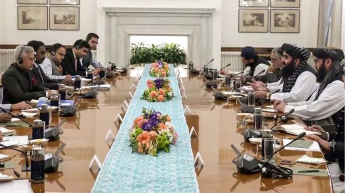 Afghanistan: अफगान विदेश मंत्री का बड़ा बयान! ‘भारत हमारा सबसे करीबी मित्र, अफगान जमीन कभी भारत के खिलाफ इस्तेमाल नहीं होगी Afghanistan: अफगान विदेश मंत्री का बड़ा बयान! ‘भारत हमारा सबसे करीबी मित्र, अफगान जमीन कभी भारत के खिलाफ इस्तेमाल नहीं होगी