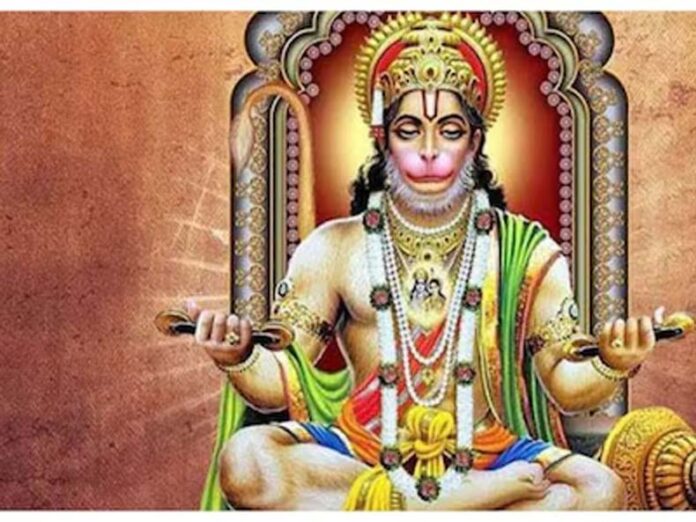 Bajrang Baan: मंगलवार के दिन बजरंग बाण का करें पाठ, सभी परेशानियां होंगी दूर