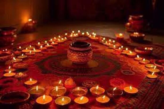 Dev Deepawali: जानें कब है देव दीपावली Dev Deepawali: जानें कब है देव दीपावली