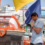 District Collector Abhishek Meena paid tribute to Mahatma Gandhi and Shastri on their birth anniversaries.