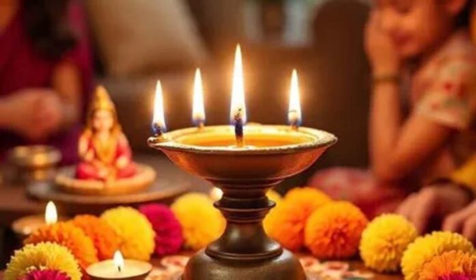Diwali Niyam: दीवाली के दिन इन बातों का रखें ध्यान