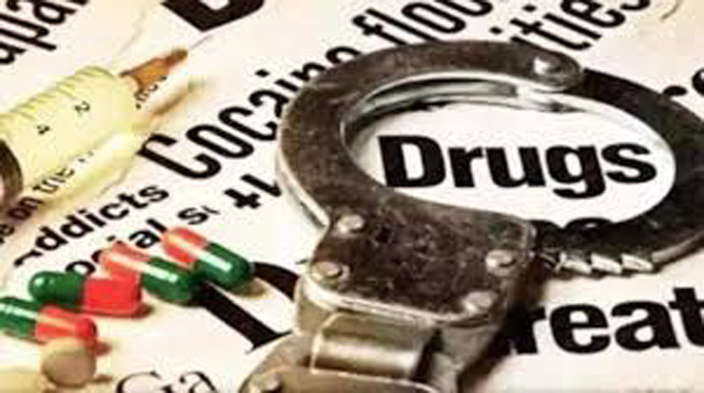 Chandigarh Crime News : नशा तस्करों से 6.1 किलो हेरोइन बरामद Chandigarh Crime News : नशा तस्करों से 6.1 किलो हेरोइन बरामद