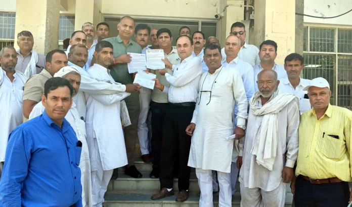 Farmers demanded compensation for crop damage caused by the rains. Farmers demanded compensation for crop damage caused by the rains.