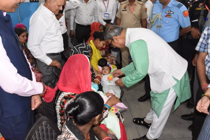 Haryana Governor administered polio drops to children at PSC Court on World Polio Day