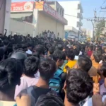 Huge crowds gathered outside firecracker warehouses in Gurugram as firecrackers began to be sold.