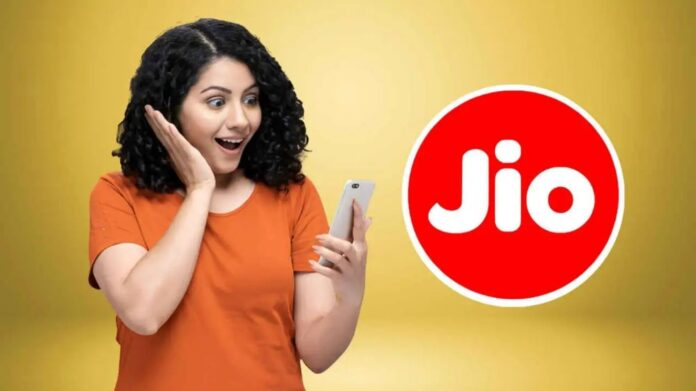 Jio Amazing Entertainment Plan: एक साथ चलेंगे 4 SIM, अनलिमिटेड कॉलिंग, 100GB डेटा और Netflix–Amazon Prime फ्री