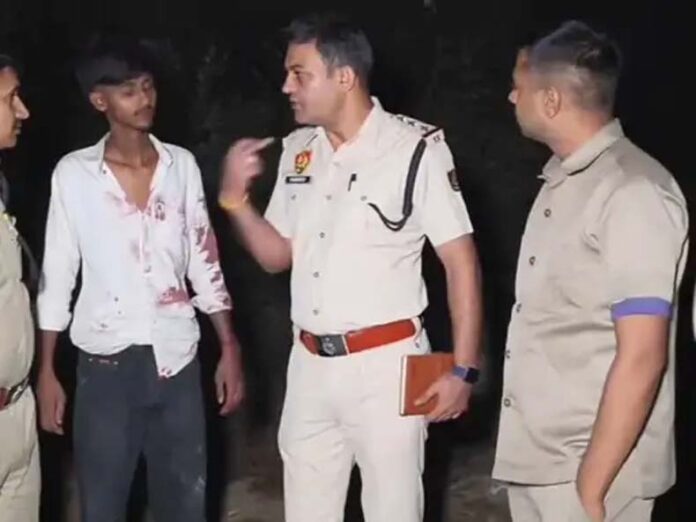 Karnal Murder: करनाल में चाकुओं से गोदकर युवक को उतारा मौत के घाट Karnal Murder: करनाल में चाकुओं से गोदकर युवक को उतारा मौत के घाट