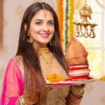 Karva Chauth Vrat: क्या कुंवारी लड़कियां कर सकती हैं करवा चौथ का व्रत? जानिए नियम, पूजा विधि और महत्व
