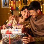 Karwa Chauth Upaay: करवा चौथ से पहले पति-पत्नी बेडरूम में करें ये बदलाव