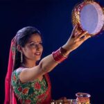 Karwa Chauth Vrat: कल रखा जाएगा करवा चौथ का व्रत