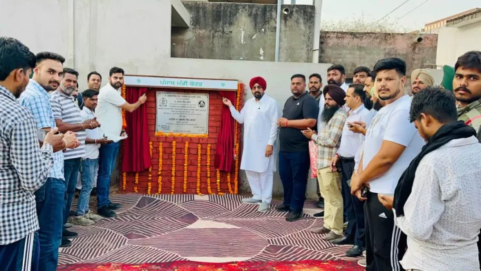 MLA Kuljit Singh Randhawa laid the foundation stone of the Malakpur-Juli link road.