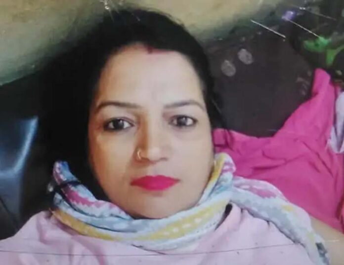Kurukshetra News: चरित्र पर संदेह के चलते नाबालिग बेटे ने मां को कुल्हाड़ी से काटकर उतारा मौत के घाट