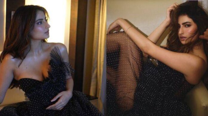 Palak Tiwari Glamorous Photoshoot: ब्लैक ड्रेस में पलक तिवारी का कातिलाना जलवा, हुस्न देख फैंस की थम गई सांसें Palak Tiwari Glamorous Photoshoot: ब्लैक ड्रेस में पलक तिवारी का कातिलाना जलवा, हुस्न देख फैंस की थम गई सांसें