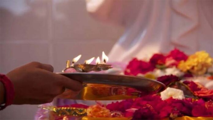 Puja-Path Niyam: जानें किन चीजों को खाकर भी की जा सकती है पूजा