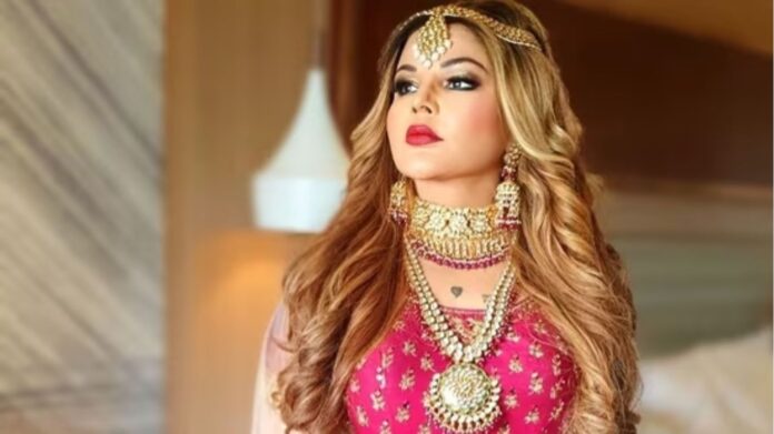 Rakhi Sawant in Bigg Boss 19: 'ड्रामा क्वीन की वापसी!' Bigg Boss 19 में एंट्री लेंगी राखी सावंत ? तान्या मित्तल का उड़ा देंगी चैन-सुकून Rakhi Sawant in Bigg Boss 19: 'ड्रामा क्वीन की वापसी!' Bigg Boss 19 में एंट्री लेंगी राखी सावंत ? तान्या मित्तल का उड़ा देंगी चैन-सुकून