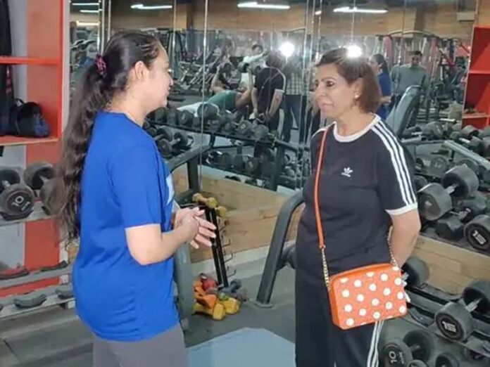 Haryana Women Commission: हरियाणा की जिमों में लेडी ट्रेनर रखे जाने को लेकर महिला अयोग ने खेल विभाग को लिखा पत्र Haryana Women Commission: हरियाणा की जिमों में लेडी ट्रेनर रखे जाने को लेकर महिला अयोग ने खेल विभाग को लिखा पत्र