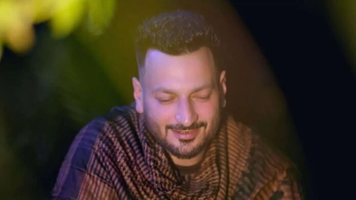 Rishabh Tandon Death: त्योहारी सीजन में छाया सन्नाटा: सिंगर-एक्टर ऋषभ टंडन उर्फ ‘फकीर’ का हार्ट अटैक से निधन Rishabh Tandon Death: त्योहारी सीजन में छाया सन्नाटा: सिंगर-एक्टर ऋषभ टंडन उर्फ ‘फकीर’ का हार्ट अटैक से निधन