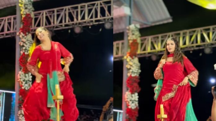 Sapna Choudhary Dance: सपना चौधरी ने लाल सूट में स्टेज पर मचाया धमाल, 'छलिया' पर अपने धमाकेदार डांस से फैन्स को किया हैरान