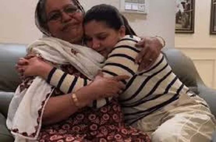 Haryanvi Dancer Sapna Choudhary Mother Passes Away: हरियाणवी डांसर सपना चौधरी की मां का निधन