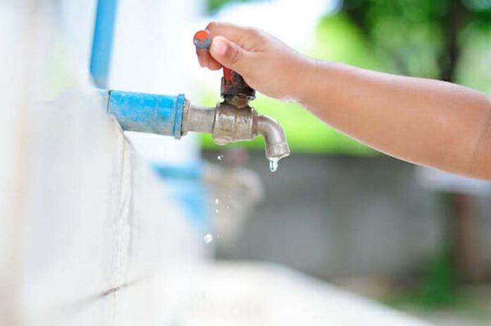 Save Drinking Water Law Haryana: हरियाणा में पेयजल बचाने को बनेगा कानून बनाने की तैयारी में विभाग, सजा व जुर्माने का होगा प्रावधान Save Drinking Water Law Haryana: हरियाणा में पेयजल बचाने को बनेगा कानून बनाने की तैयारी में विभाग, सजा व जुर्माने का होगा प्रावधान