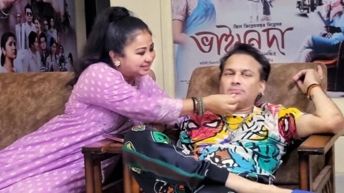Singer Zubeen Garg News Singer Zubeen Garg News: मौत से चार दिन पहले Zubeen Garg ने लिखा था इमोशनल नोट, पत्नी गरिमा बोलीं- ‘जब तक सच नहीं जानूंगी, सांस नहीं लूंगी…’