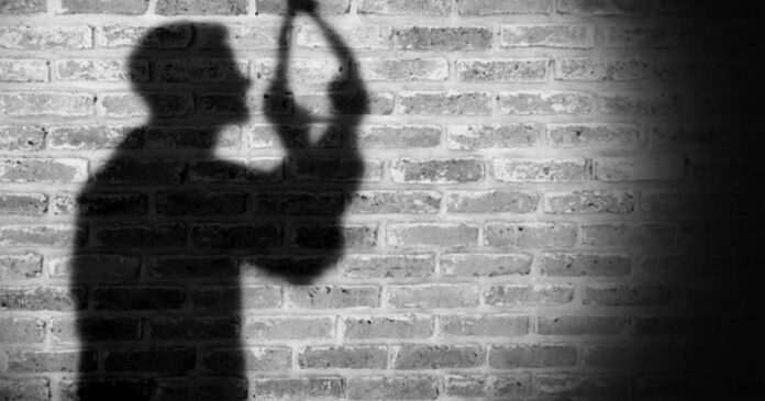 Panipat Factory Youth Suicide: पानीपत में फैक्ट्री में लटका मिला 2 बच्चों के पिता का शव
