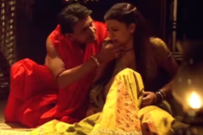 Sushmita Sen Intimate Scene: सुष्मिता सेन संग इंटीमेट सीन में बहक गया था 25 साल बड़ा एक्टर, एक्ट्रेस बोलीं- “मुझे...