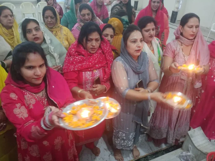 Jind News : माताओं ने रखा निर्जला अहोई व्रत