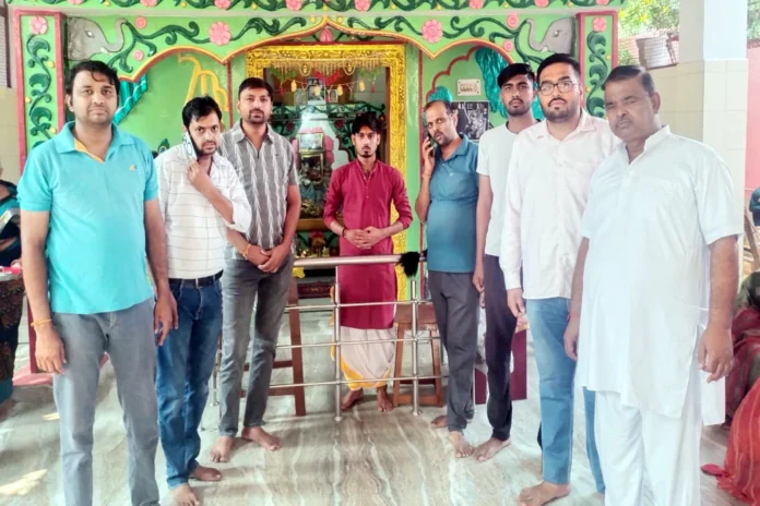 Bhiwani News : लोहारू के मंदिरों में बना अन्नकूट का प्रसाद, पुजारी ने बताया अन्नकूट प्रसाद का महत्व