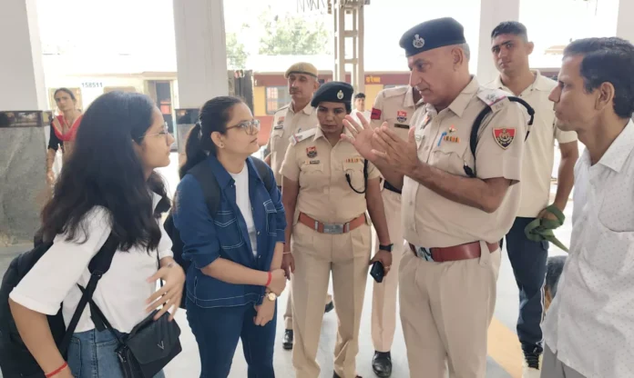 Jind News : राजकीय रेलवे पुलिस ने स्टेशन पर चलाया जागरूकता अभियान