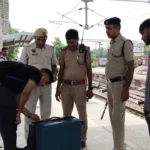 Bihar Election : रेलवे ने बिहार जाने वाली ट्रेनों में गश्त बढ़ाने के जारी किए निर्देश