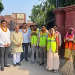 Faridabad News : स्वच्छता ही सेवा के तहत सफाई कर्मचारियों को सम्मानित कर चला स्वच्छता अभियान