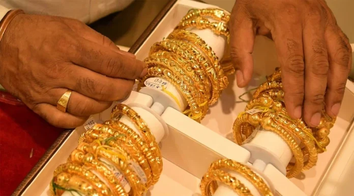 Gold Silver Price Update: सोने के दाम 1,26,714 के आलटाइम हाई पर पहुंचे
