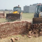 Jind News : अवैध कॉलोनियों पर कार्रवाई, 11 एकड़ भूमि पर अवैध निर्माण किए ध्वस्त