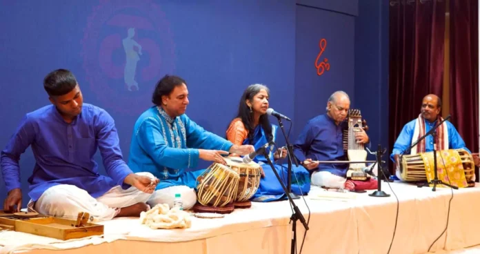 Gurugram News : कलाग्राम सोसाइटी के अभयम संगीतमय कार्यक्रम से भाव-विभोर हुए श्रोता