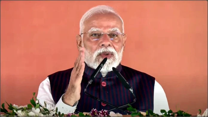 PM Modi News: प्रधानमंत्री ने देश के किसानों को दो अहम योजनाओं की सौगात