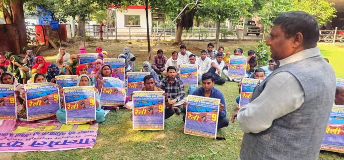 Thousands of sanitation workers will participate in the mass protest rally to be held in Kurukshetra on November 9th. Faridabad News : 9 नवंबर को कुरुक्षेत्र में होने वाली सफाई कर्मचारियों की महापुकार रैली में भाग लेगें हजारों कर्मचारी